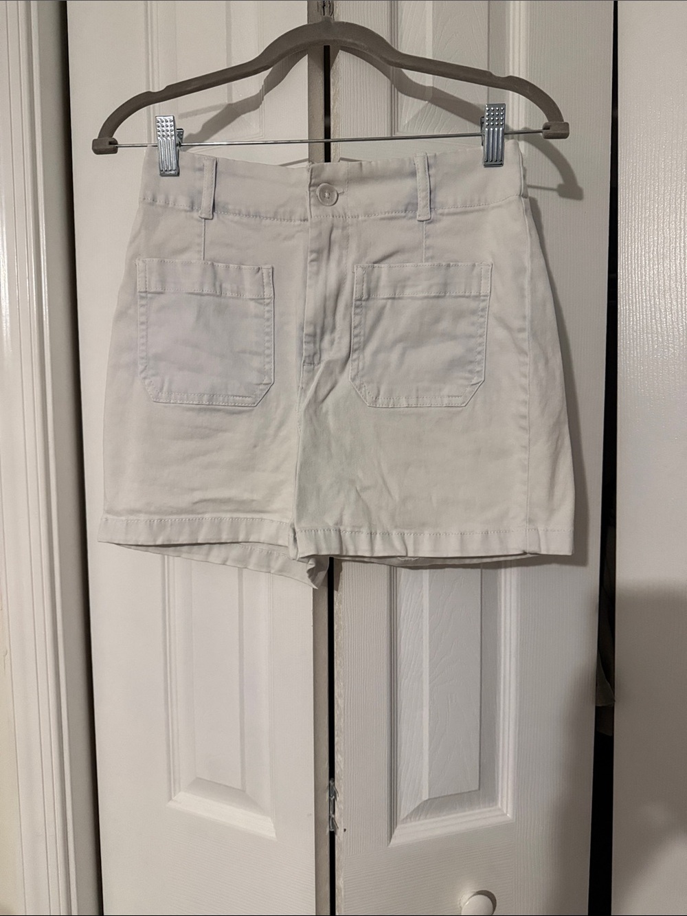 Women's High-Rise White Bermuda Shorts with Front Patch Pockets